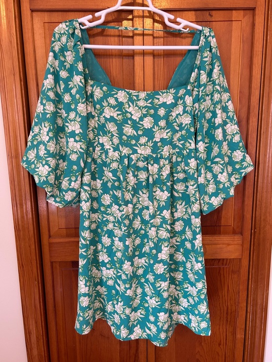 DAVI & DANI Dresses & Skirts - Davi & Dani Teal Floral Dress Plus 3X NWT Open Tie‑Back Lantern Sleeve Midi